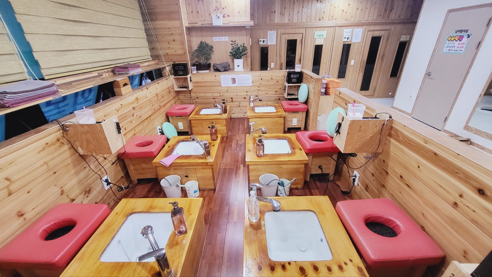 2000769928_o4XixtFq_a5dd3849af1e34a852d5d46320f2d8da7d1a2ee0.jpg 이미지크게보기